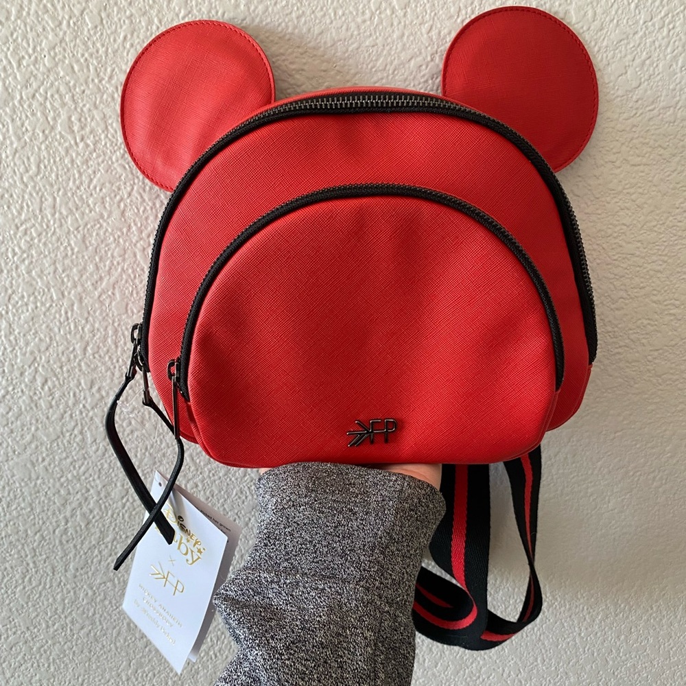 Freshly picked crossbody